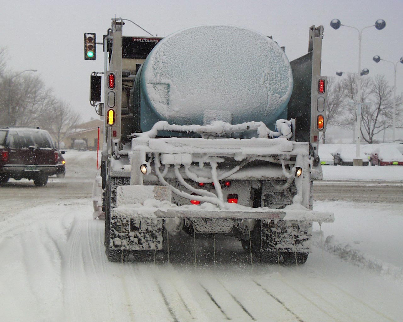 AMP-Application-Truck-Spreader